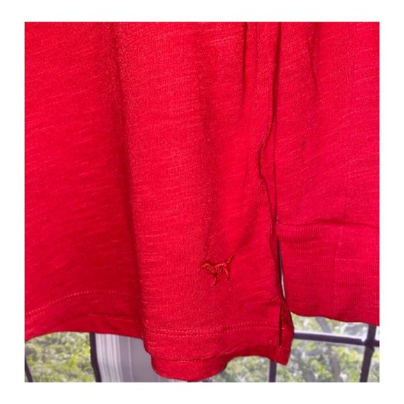 PINK Victoria's Secret Red Long Sleeve V-Neck Tee Logo Shirt - Size XS - Picture 4 of 7